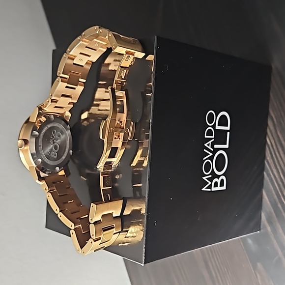 Movado Bold Rose Gold - Picture 2 of 4